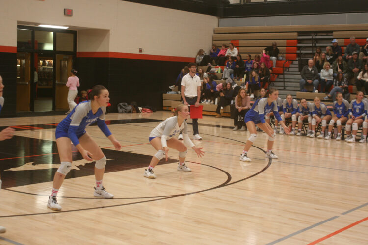 Roundup: Copper Kings, Gladiators volleyball earn wins